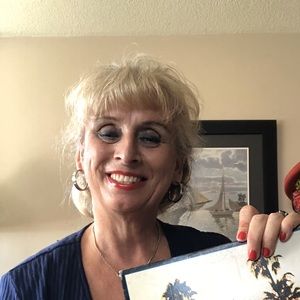 Meet your Posher, Laureen